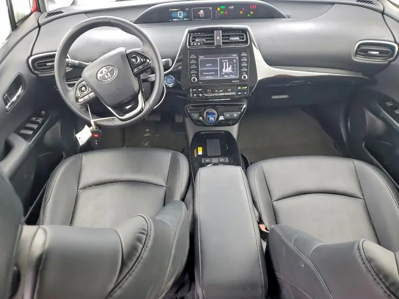2021 TOYOTA PRIUS LE  