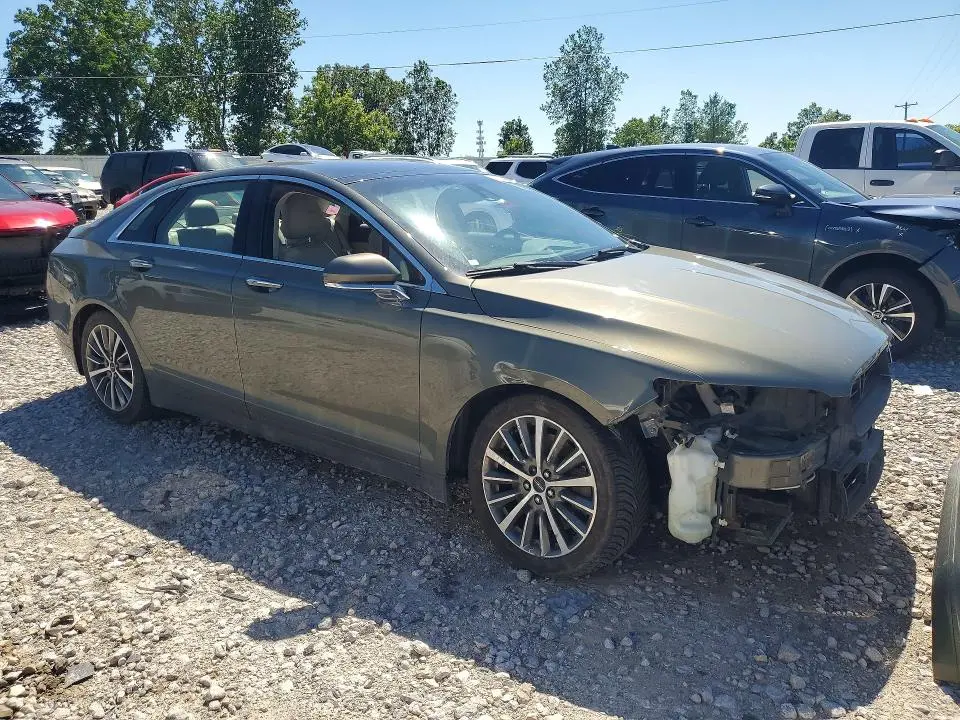 2017 LINCOLN MKZ RESERVE  