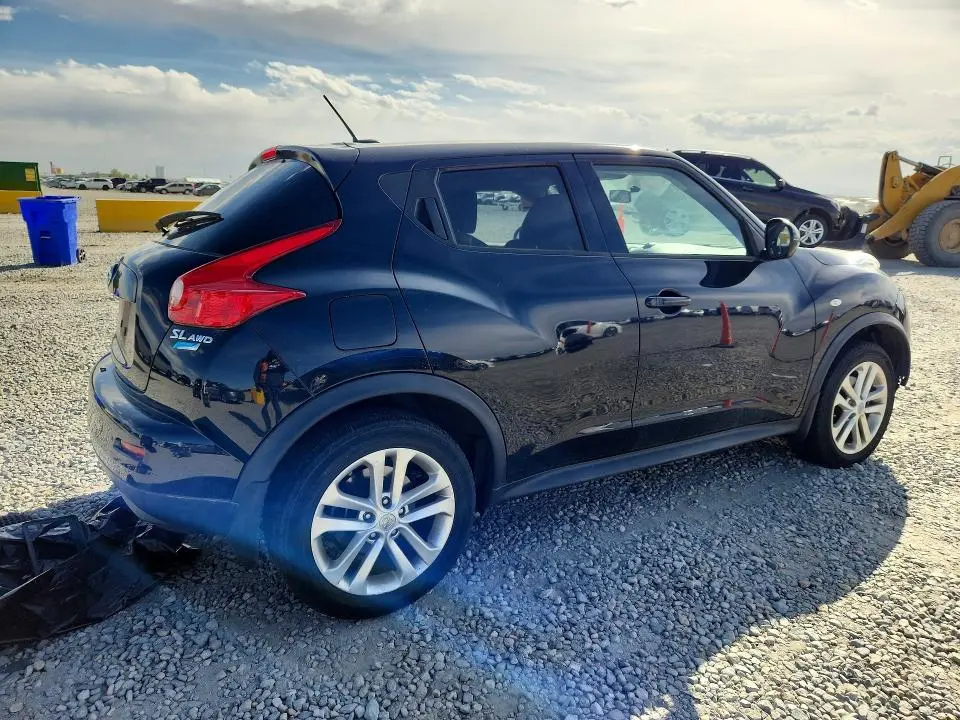 2014 NISSAN JUKE SL  