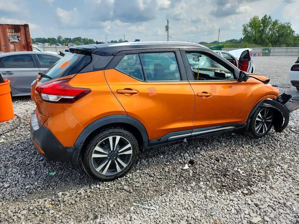 2019 NISSAN KICKS SR  