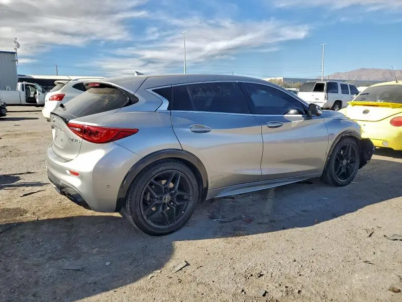 2017 INFINITI QX30 BASE  