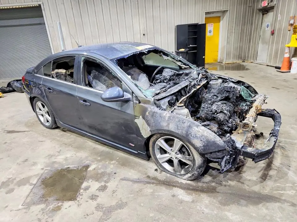 2013 CHEVROLET CRUZE LT  