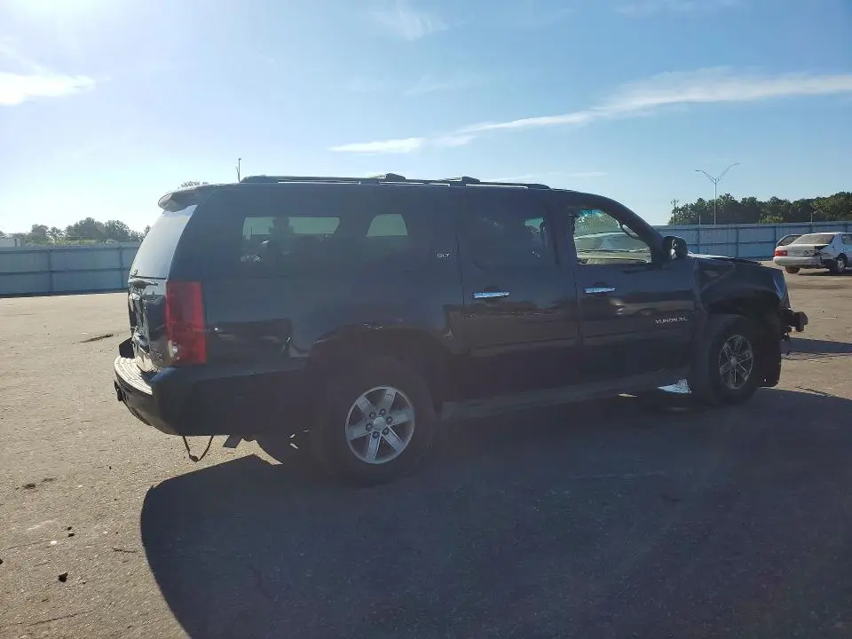 2011 GMC YUKON XL K1500 SLT  