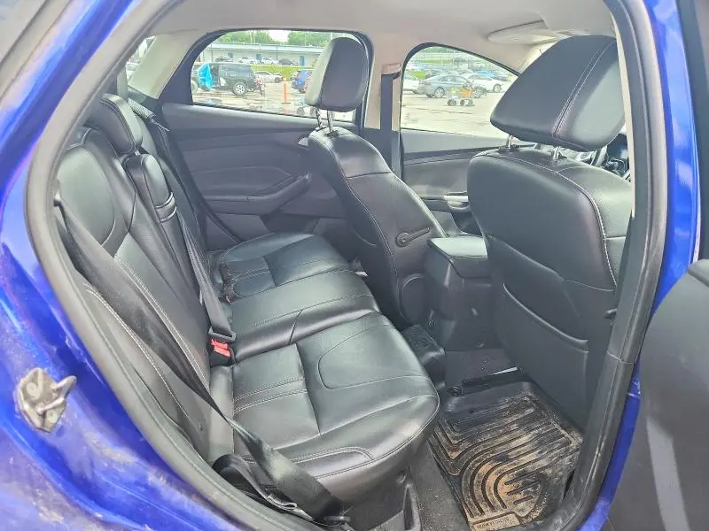 2013 FORD FOCUS SE  