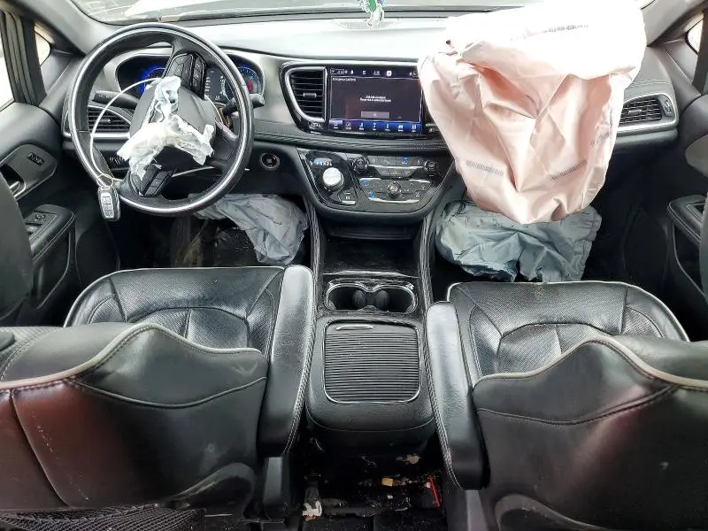 2021 CHRYSLER PACIFICA LIMITED  