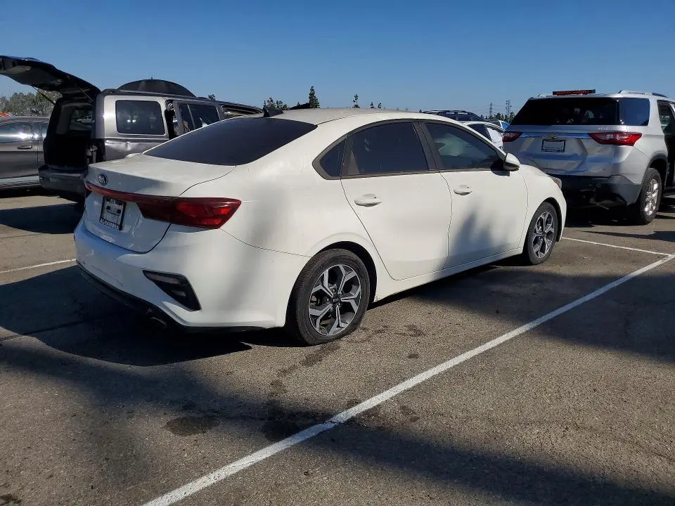 2019 KIA FORTE LXS  
