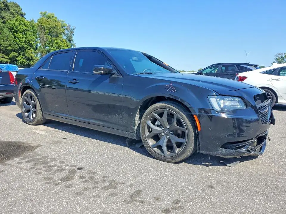 2023 CHRYSLER 300 S  