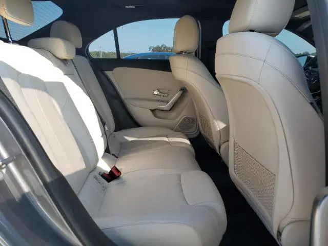 2020 MERCEDES-BENZ A 220