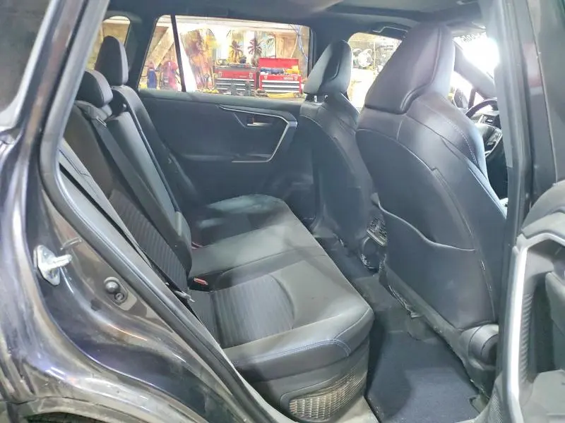 2020 TOYOTA RAV4 XSE  