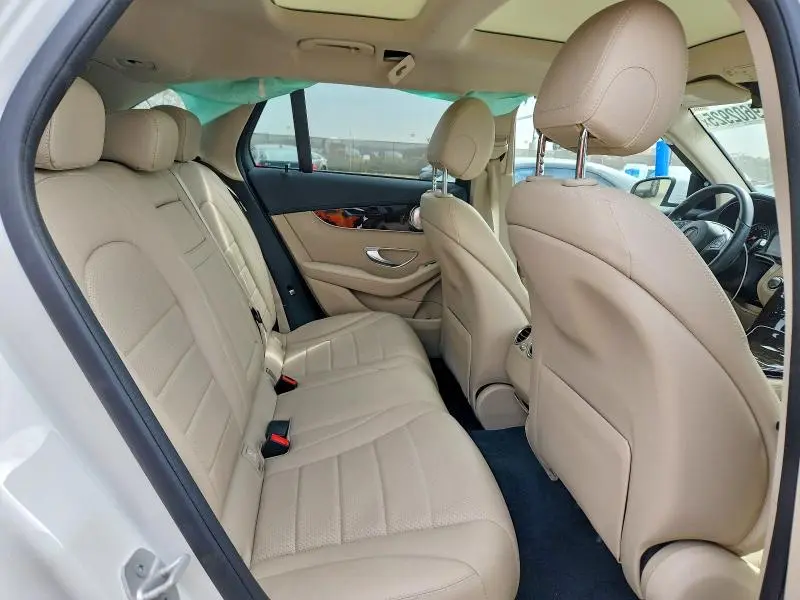 2016 MERCEDES-BENZ GLC 300  