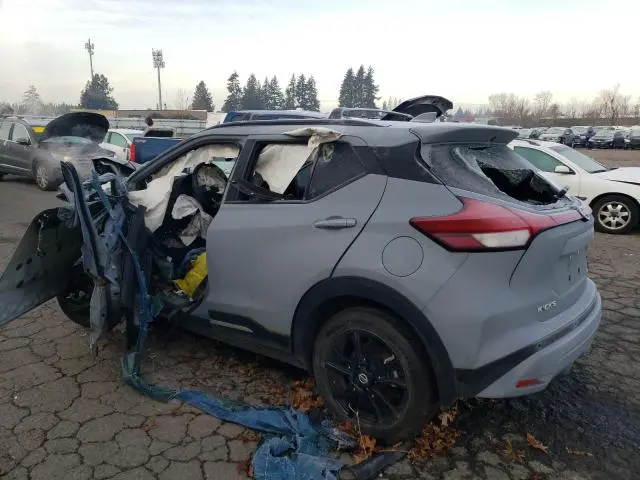 2021 NISSAN KICKS SR  