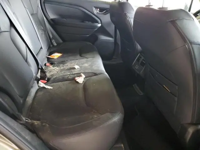 2025 SUBARU FORESTER LIMITED  