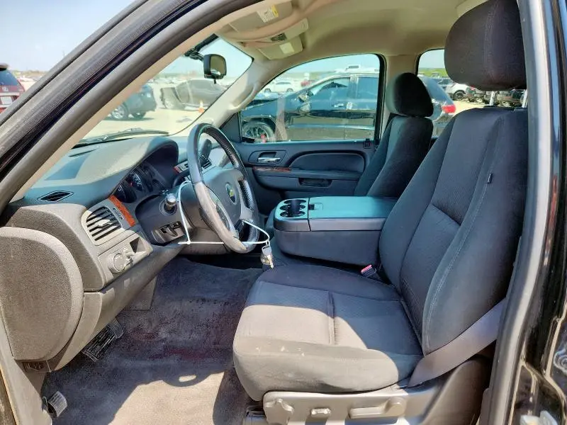 2011 CHEVROLET TAHOE C1500 LS  