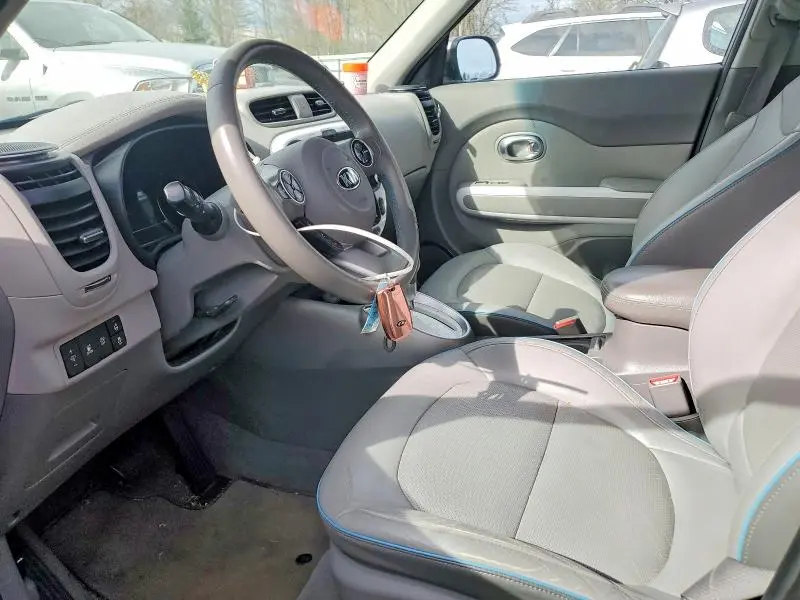 2018 KIA SOUL EV +  