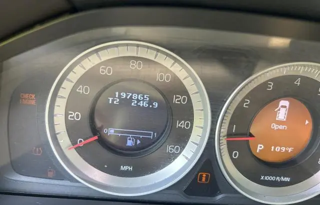 2013 VOLVO XC60 T6  