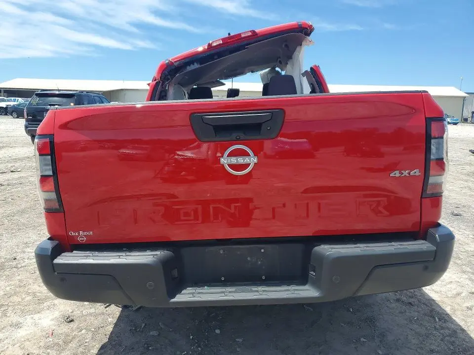 2022 NISSAN FRONTIER S  