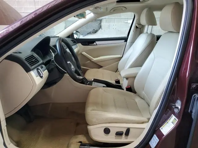 2012 VOLKSWAGEN PASSAT SE  