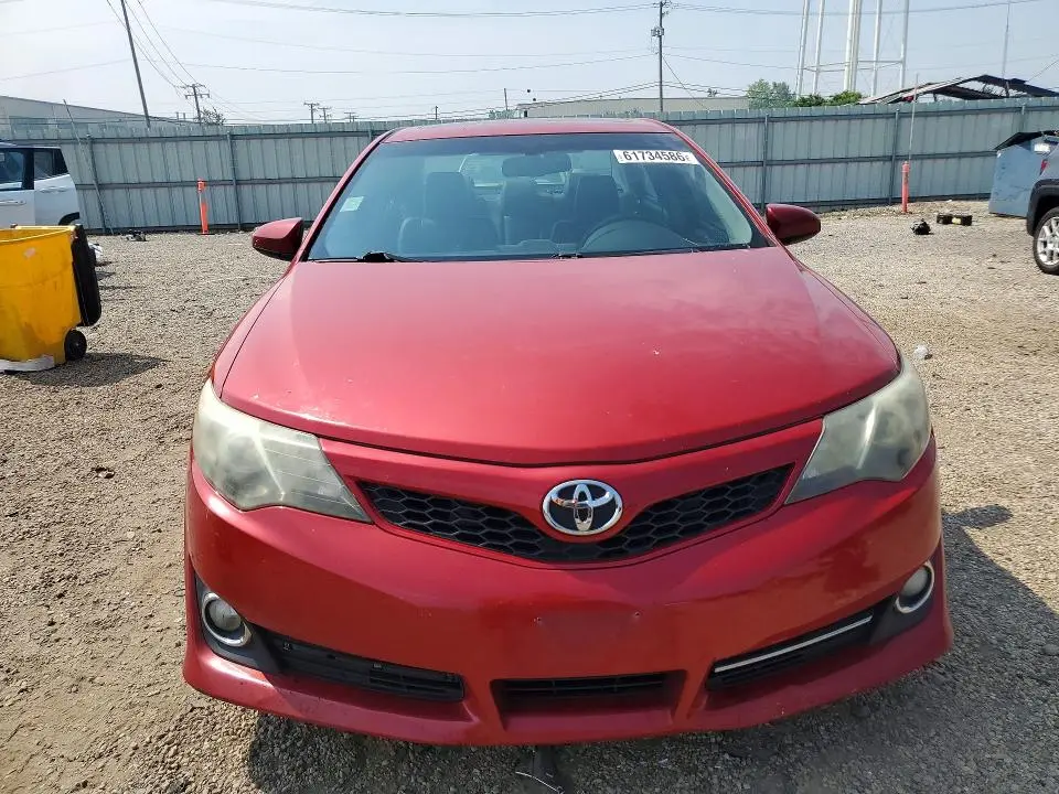 2012 TOYOTA CAMRY SE  
