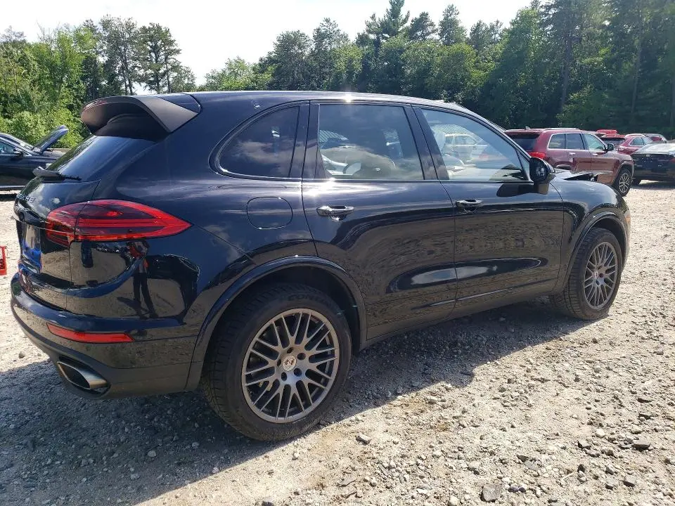 2018 PORSCHE CAYENNE   