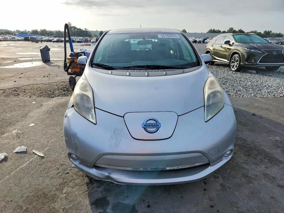 2015 NISSAN LEAF S  