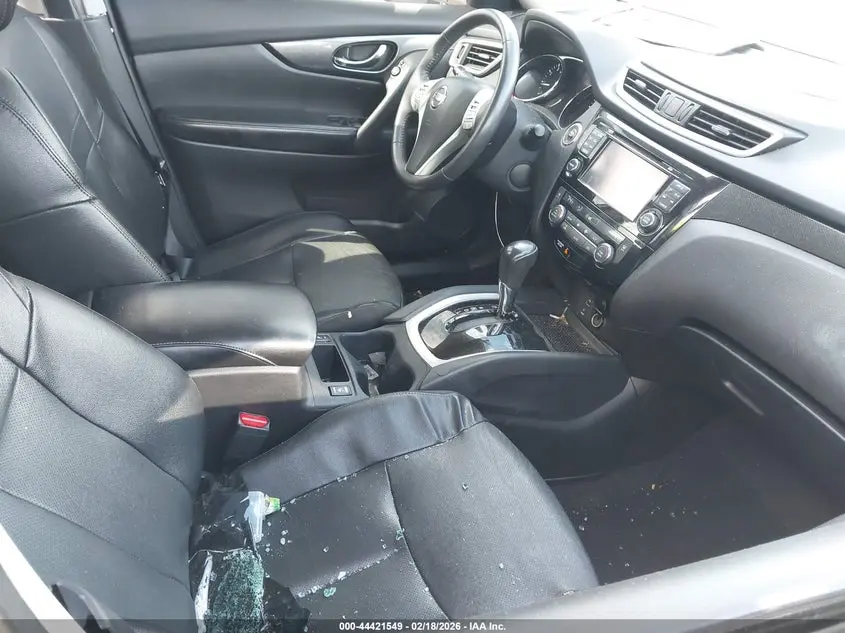 2016 NISSAN ROGUE SL