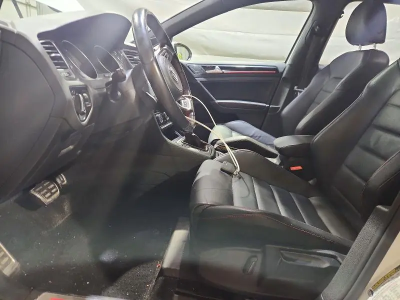 2017 VOLKSWAGEN GTI S/SE  