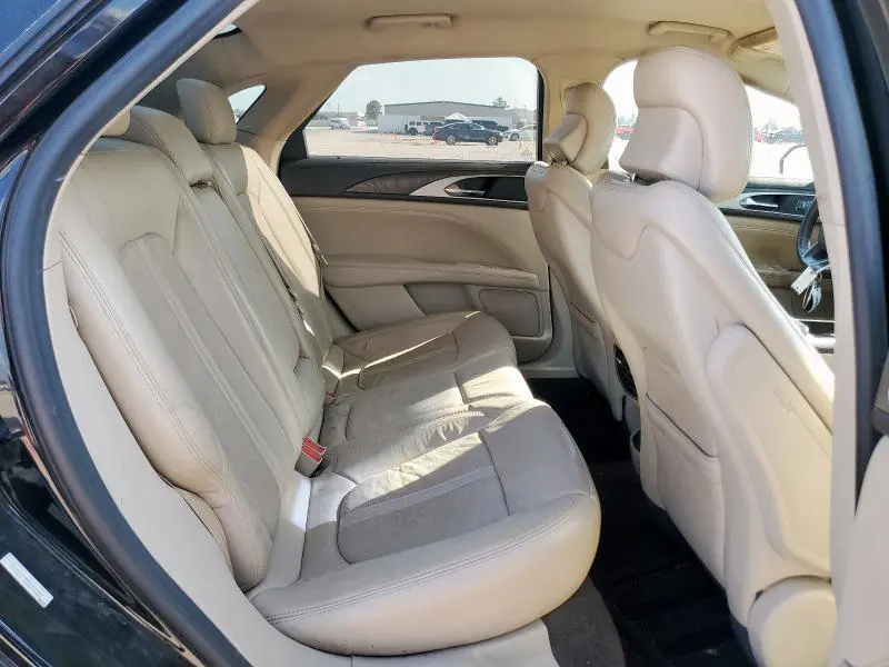 2017 LINCOLN MKZ RESERVE  