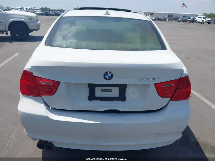 2011 BMW 328I  