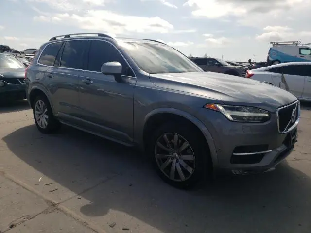 2017 VOLVO XC90 T6  