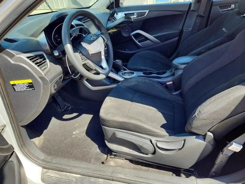 2013 HYUNDAI VELOSTER BASE  