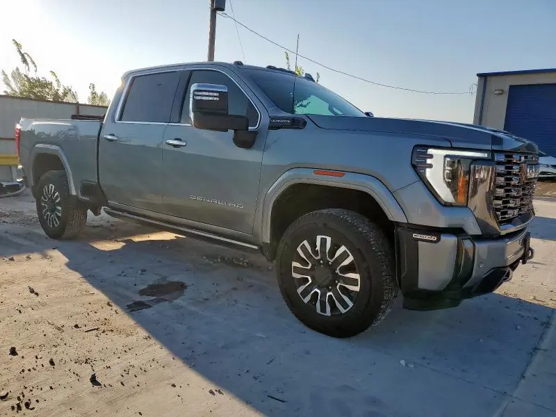 2024 GMC SIERRA K2500 DENALI ULTIMATE  