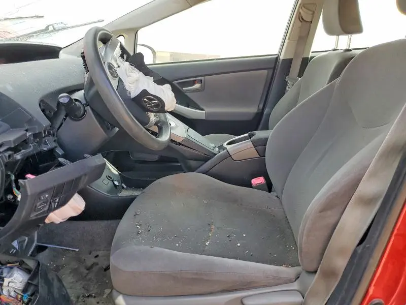 2013 TOYOTA PRIUS TWO  