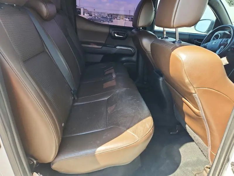 2016 TOYOTA TACOMA LIMITED  