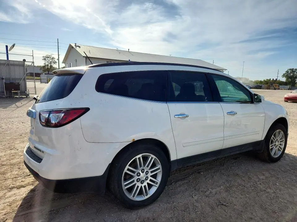 2015 CHEVROLET TRAVERSE LT  