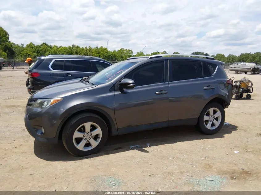 2014 TOYOTA RAV4 XLE