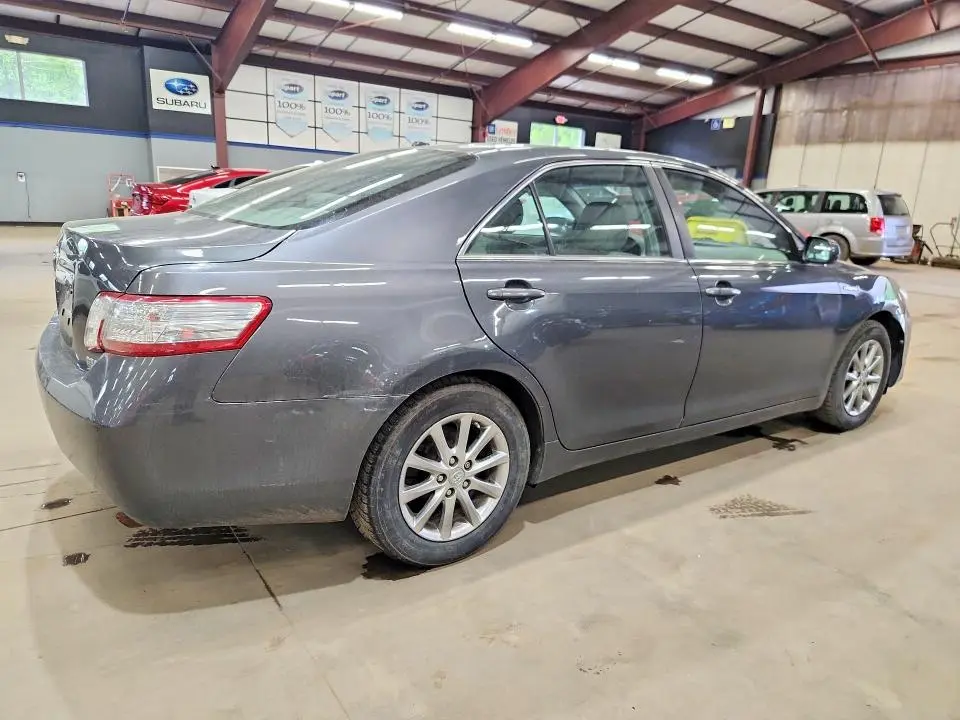 2011 TOYOTA CAMRY HYBRID  
