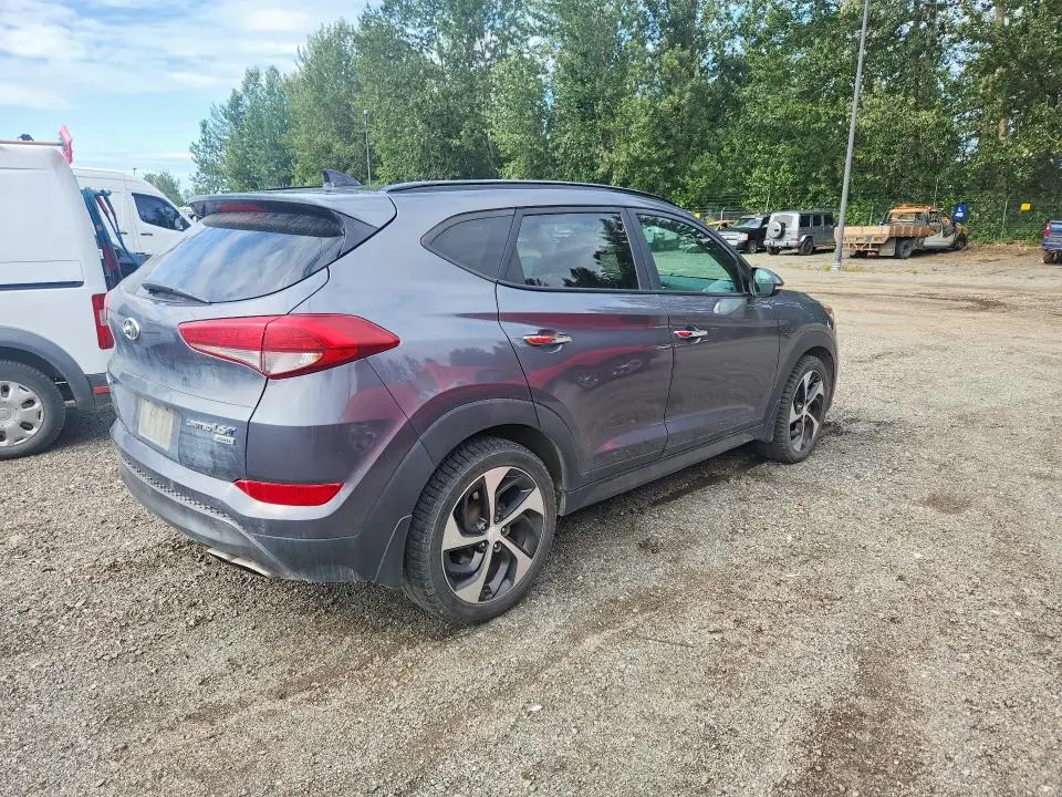 2016 HYUNDAI TUCSON LIMITED  