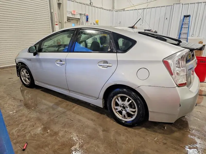 2010 TOYOTA PRIUS   