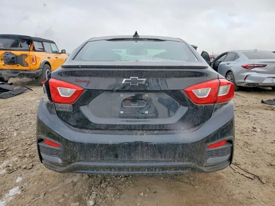 2018 CHEVROLET CRUZE LT  