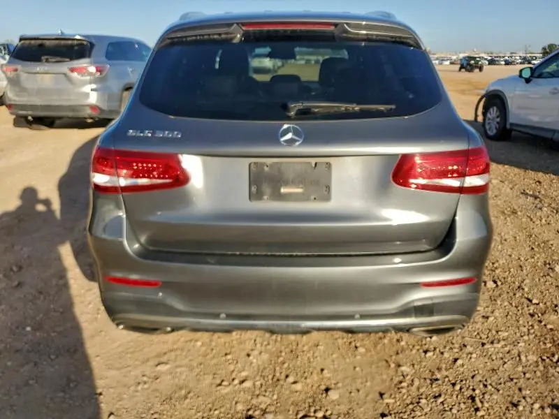 2017 MERCEDES-BENZ GLC 300  