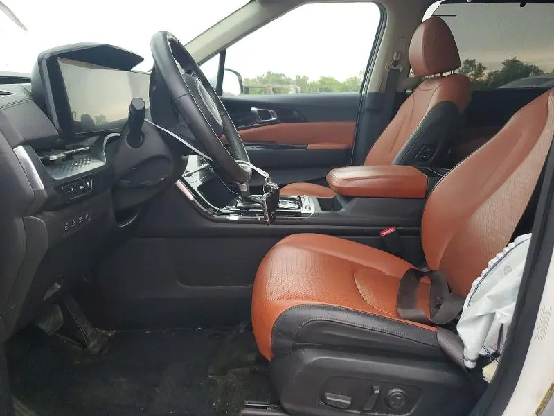 2024 KIA CARNIVAL SX PRESTIGE  