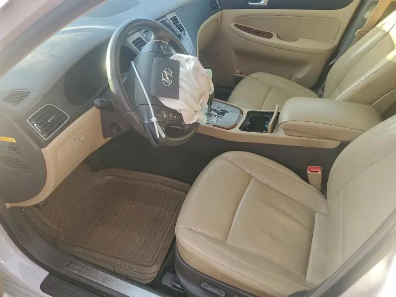 2013 HYUNDAI GENESIS 3.8L  