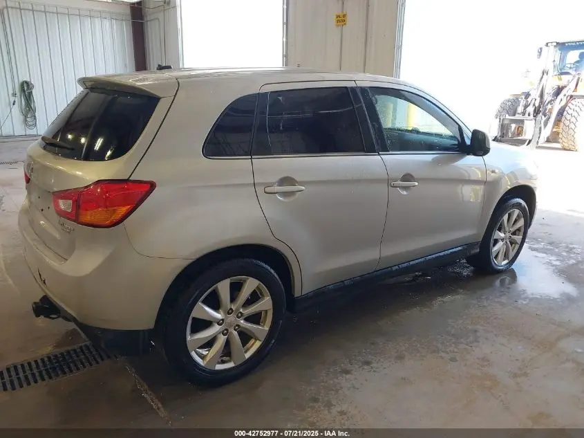 2013 MITSUBISHI OUTLANDER SPORT SE