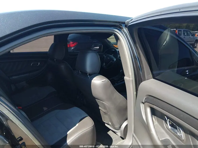 2015 FORD TAURUS SHO