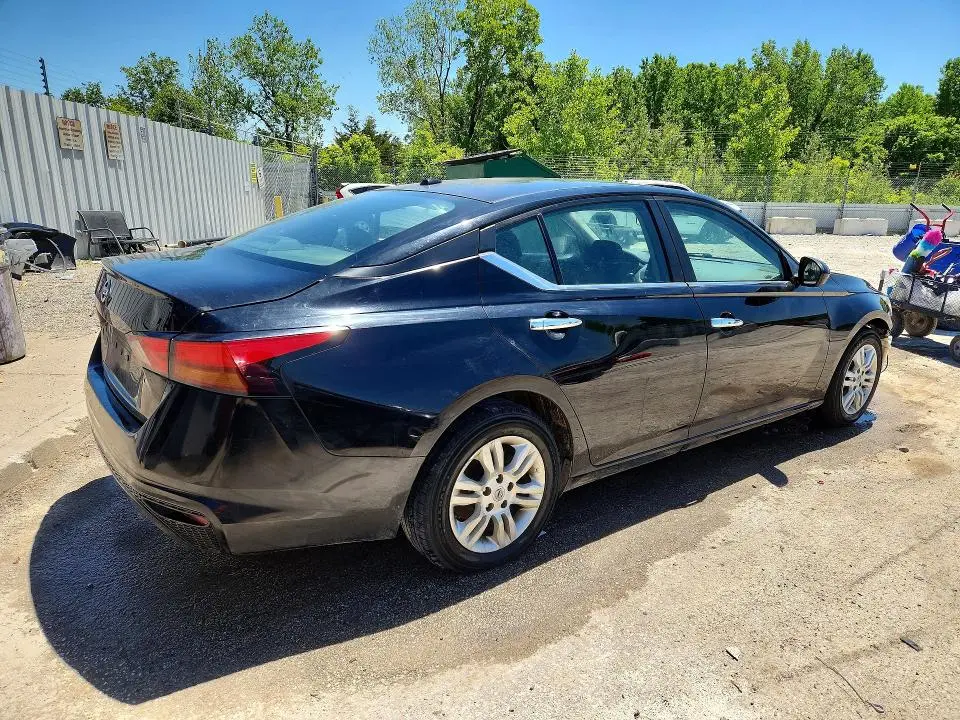 2020 NISSAN ALTIMA S  