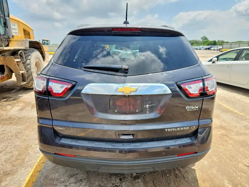 2016 CHEVROLET TRAVERSE LT  