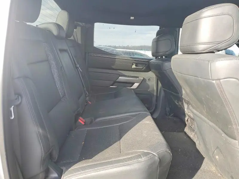 2025 TOYOTA TUNDRA CREWMAX SR  