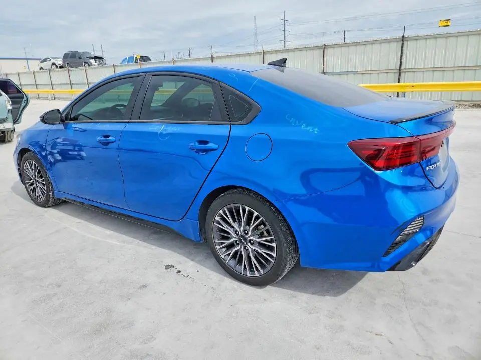 2022 KIA FORTE GT LINE  