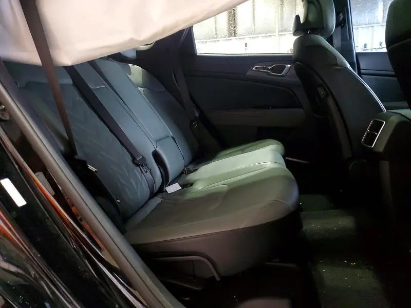 2023 KIA SPORTAGE X LINE  