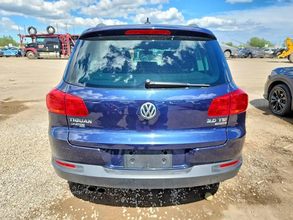 2015 VOLKSWAGEN TIGUAN S  